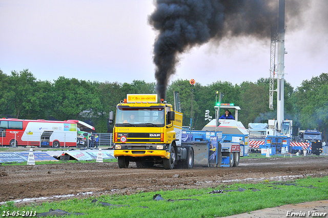 24-05-2013 088-BorderMaker 24-05-2013 stroe