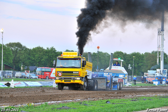 24-05-2013 090-BorderMaker 24-05-2013 stroe