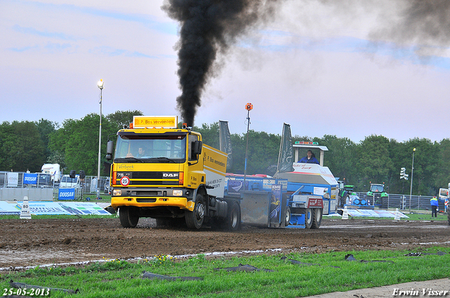 24-05-2013 097-BorderMaker 24-05-2013 stroe