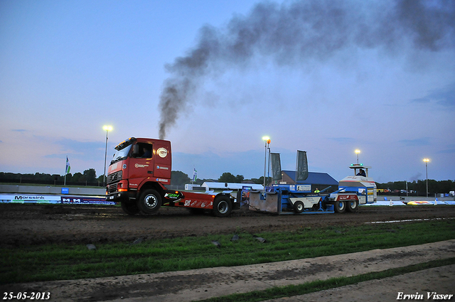 24-05-2013 162-BorderMaker 24-05-2013 stroe