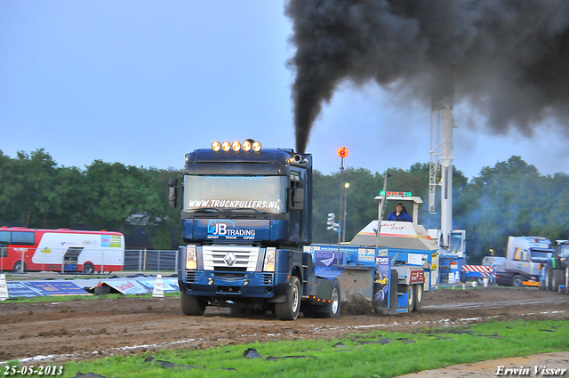 24-05-2013 170-BorderMaker 24-05-2013 stroe