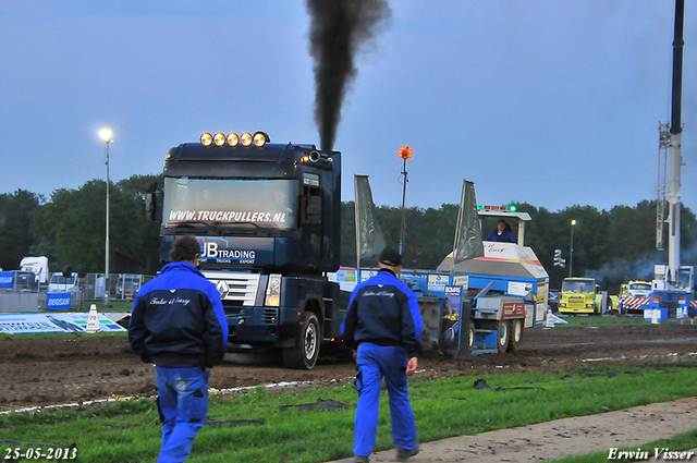 24-05-2013 174-BorderMaker 24-05-2013 stroe