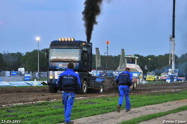 24-05-2013 175-BorderMaker 24-05-2013 stroe