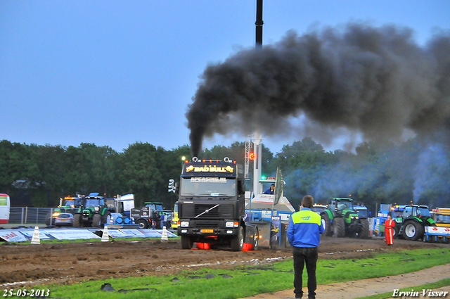 24-05-2013 193-BorderMaker 24-05-2013 stroe