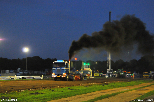 24-05-2013 217-BorderMaker 24-05-2013 stroe