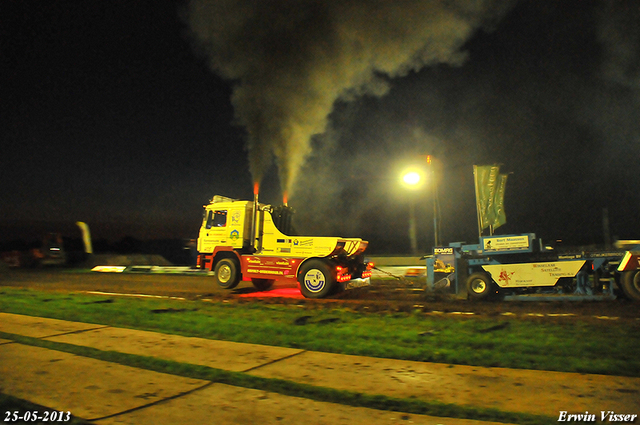 24-05-2013 290-BorderMaker 24-05-2013 stroe