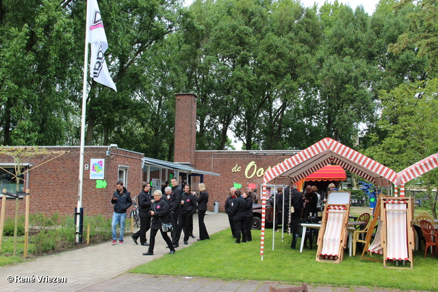 R.Th.B.Vriezen 2013 05 26 2236 BuurtFeest KinderKamp de Oosthof Presikhaaf zondag 26 mei 2013 12-17u