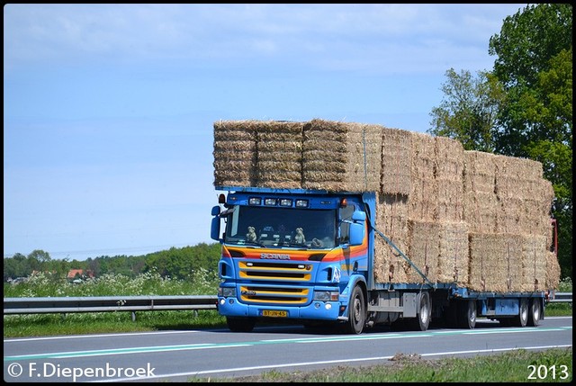 BT-JN-45 Scania P380 Ponne Transport Latlijk2-Bord Rijdende auto's