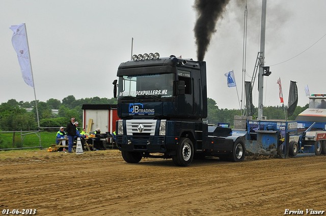 01-06-2013 215-BorderMaker 01-06-2013 Hoogeveen