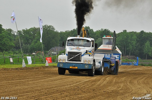 01-06-2013 262-BorderMaker 01-06-2013 Hoogeveen