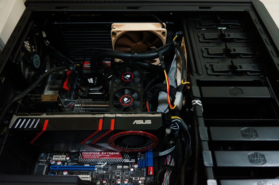 alienRedAirflowCorsair - 