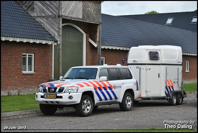 Politie - Den-Haag (paardenvervoer)  03-ZG-LH Politie