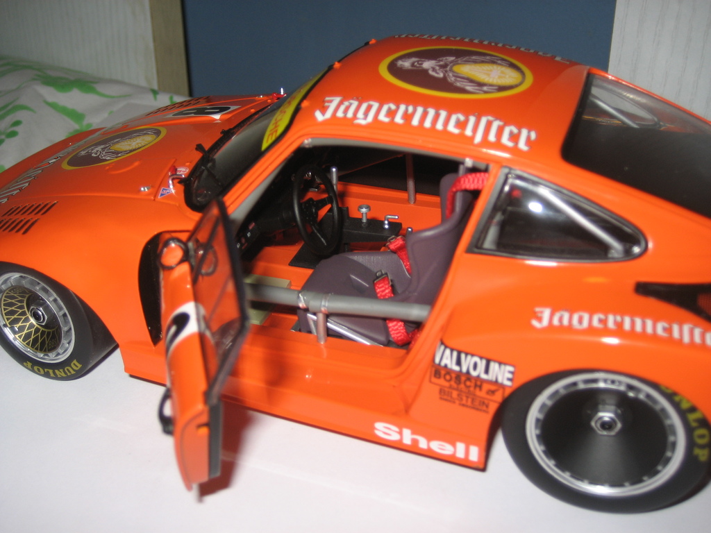 true scale-porsche 935 jagermeister 004 - 