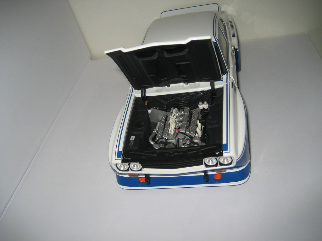 minichamps-ford capri rs3100 002 - 