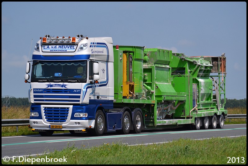 BV-ZR-51 DAF XF105 LA v.d Heuvel-BorderMaker - Rijdende auto's