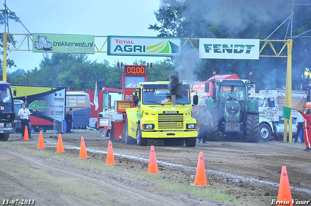 13-07-2013 531-BorderMaker 13-07-2013 beachpull