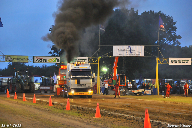 13-07-2013 688-BorderMaker 13-07-2013 beachpull