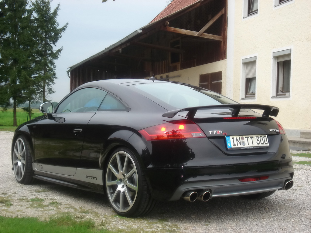 2014-audi-tts-6 - 