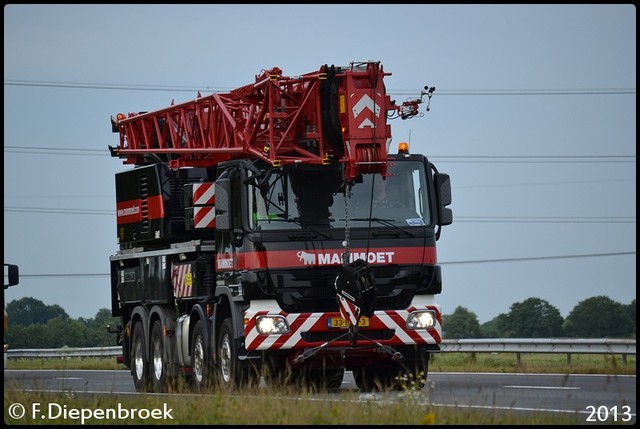33-BBL-3 MB ACTROS 4141 K Mammoet-BorderMaker Uittoch TF 2013