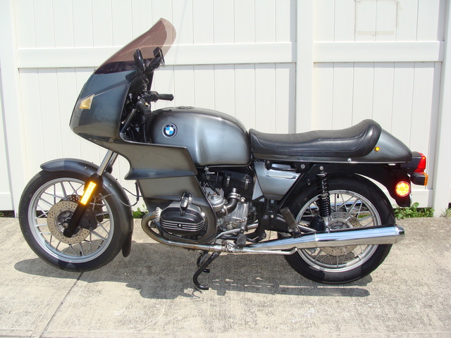 6225457 '81 R100RS, Grey Smoke 002 SOLD....1981 BMW R100RS, Grey. 56,000 Miles. Fresh 10K Service. Koni shocks, Brown Sidestand, tall tint windshield, braided stainless front brake lines.