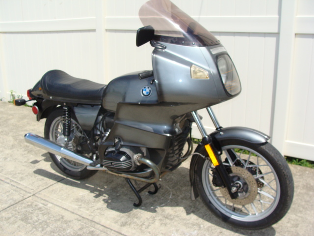 6225457 '81 R100RS, Grey Smoke 016 SOLD....1981 BMW R100RS, Grey. 56,000 Miles. Fresh 10K Service. Koni shocks, Brown Sidestand, tall tint windshield, braided stainless front brake lines.