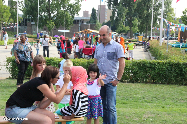 R.Th.B.Vriezen 2013 08 09 4225 Kinderclubs Presikhaaf ZomerFeest MFC vrijdag 9 augustus 2013