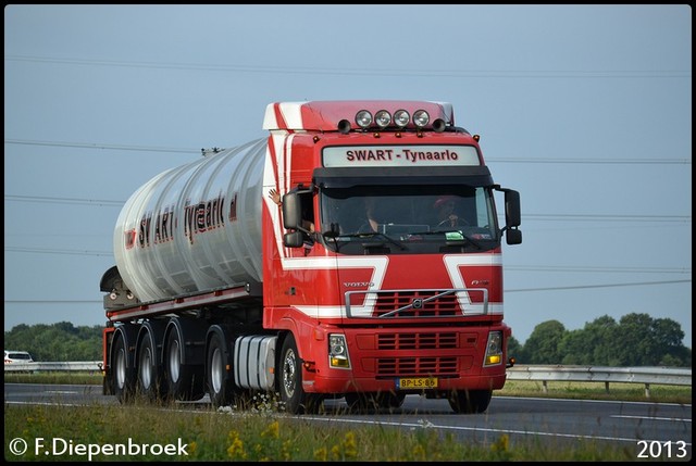 BP-LS-86 Volvo FH12 Swart Tynaarlo-BorderMaker Uittoch TF 2013