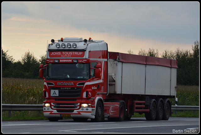 DSC 0112-BorderMaker 12-09-2013