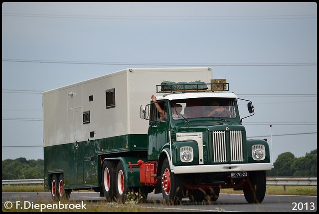 BE-70-23 Scania 110-BorderMaker Uittoch TF 2013