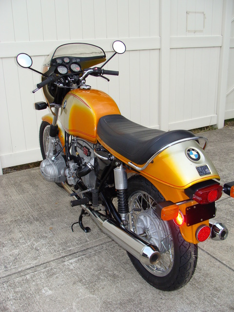 4093562 '76 R90S Daytona Orange, Km Speedo 013 sold.....1976 BMW R90S, Daytona Orange. Km speedo. New Metzeller tires, fresh 10K Service, New Battery, much more.