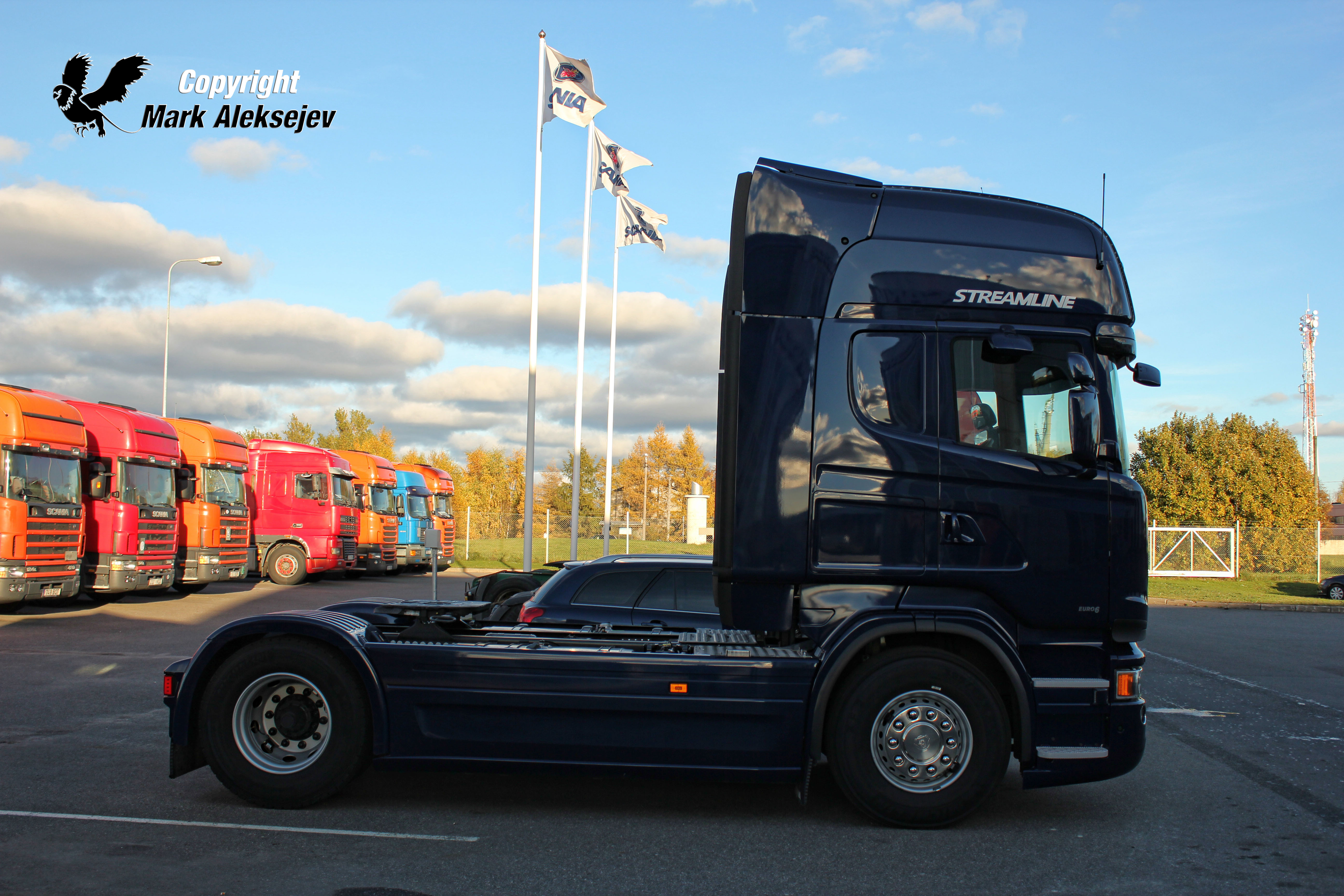 Topline stray. Scania s500 Black. Тягач Скания Топлайн. Скания r730 New line. Скания топ лайн р500.