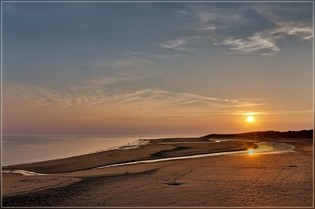 DSC 6233 WestenSchouwen - Goudgele zonsondergang u - 