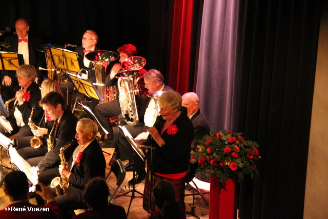 R.Th.B.Vriezen 2013 11 09 8228 Muziekvereniging HEIJENOORD Concert K13 Velp zaterdag 9 november 2013