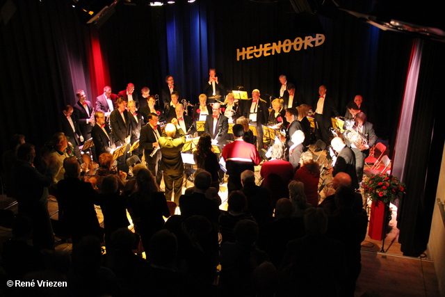 R.Th.B.Vriezen 2013 11 09 8519 Muziekvereniging HEIJENOORD Concert K13 Velp zaterdag 9 november 2013
