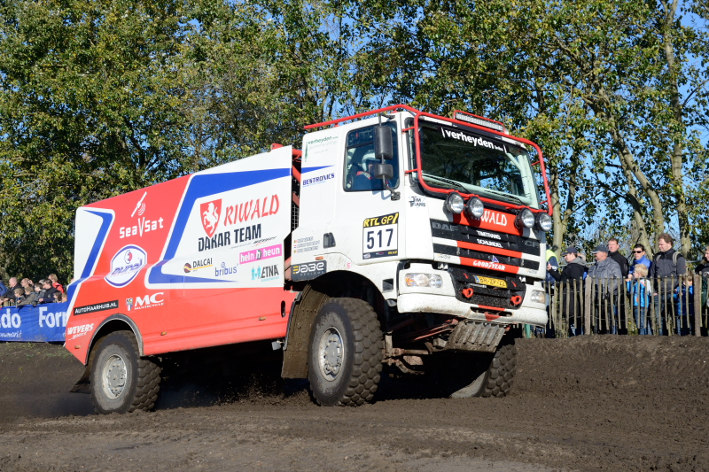 SP DAF CF Riwald Dakar 2014 Service Truck (2013-7) - 