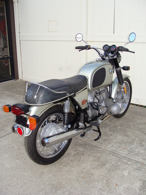 4962215 '76 R90-6, Silver 014 4962215 ’75 R90/6, Silver. 24 Ltr. Fuel Tank. 10 K Service, plus complete end to end Mechanical Rehab. Under 37,000 Miles.