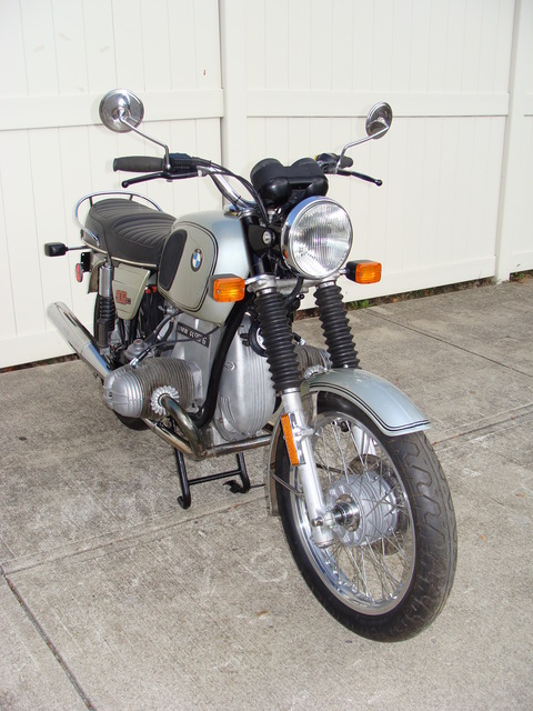 4962215 '76 R90-6, Silver 025 4962215 ’75 R90/6, Silver. 24 Ltr. Fuel Tank. 10 K Service, plus complete end to end Mechanical Rehab. Under 37,000 Miles.