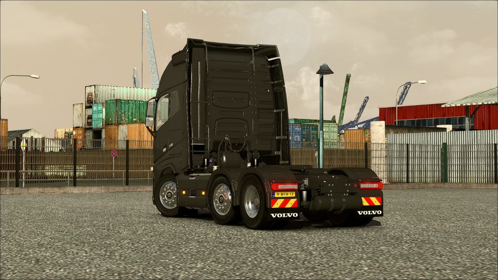 eurotrucks2.exe DX9 20131212 213343 - 