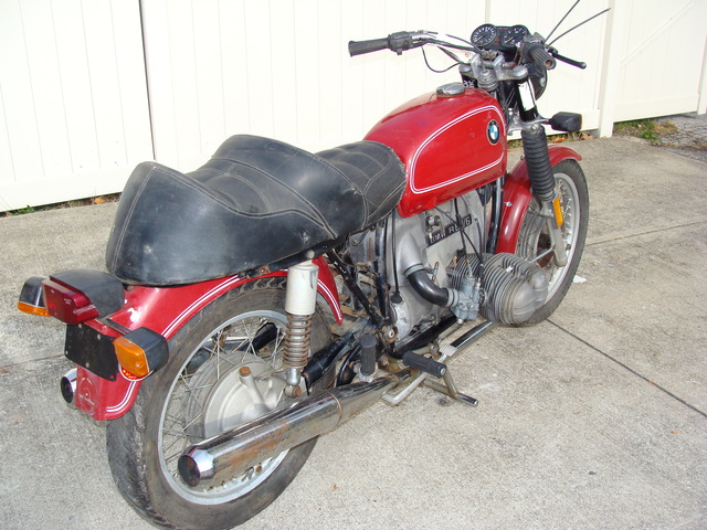 4920037 '76 R60-6, RED. PROJECT BIKE 012 p-4920037 '76 R60/6, Red. Non-Running "Project Bike"