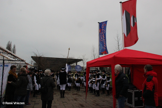 R.Th.B.Vriezen 2013 12 15 8792 Wijkplatform Presikhaaf Kerstmarkt Park Presikhaaf en Winkelcentrum zondag 15 december 2013