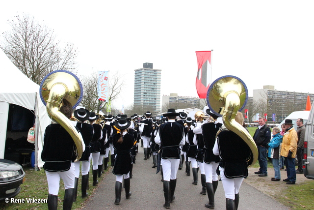 R.Th.B.Vriezen 2013 12 15 9047 Wijkplatform Presikhaaf Kerstmarkt Park Presikhaaf en Winkelcentrum zondag 15 december 2013