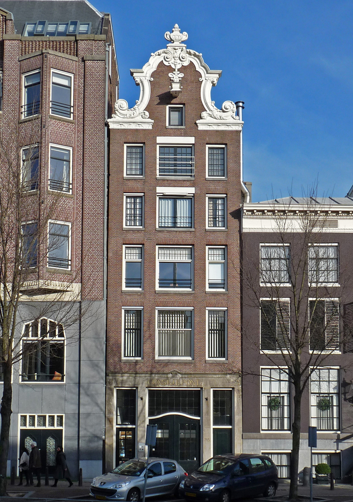 klokgevels800pxP1350077 bewerkt-1 - amsterdam