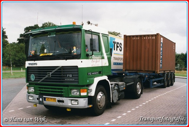 VS-71-PK-BorderMaker Container Trucks