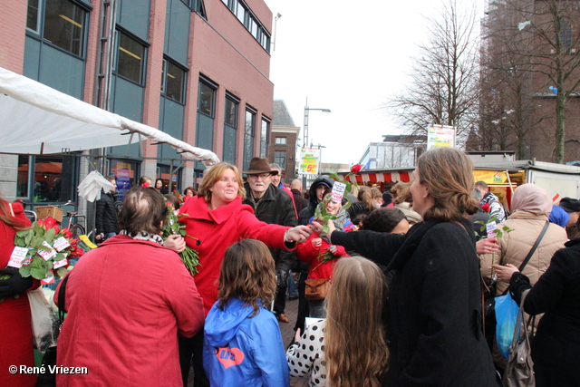 R.Th.B.Vriezen 2014 02 14 9986 PvdA Arnhem Valentijnactie Binnenstad Arnhem vrijdag 14 februari 2014