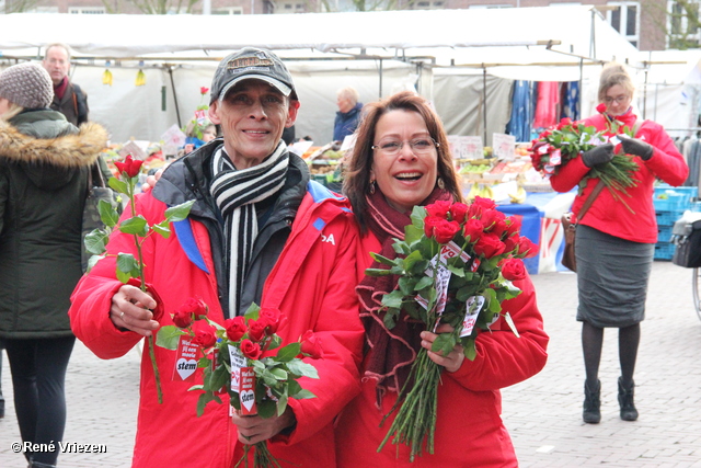 R.Th.B.Vriezen 2014 02 14 9999 3 PvdA Arnhem Valentijnactie Binnenstad Arnhem vrijdag 14 februari 2014