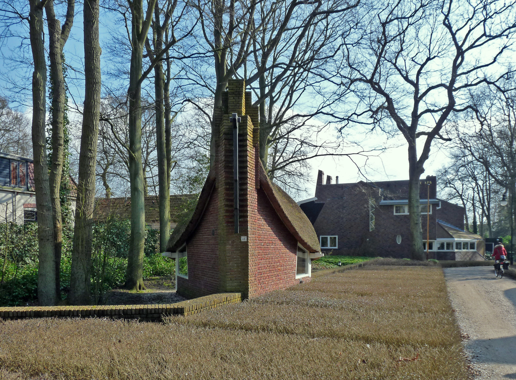 P1350824b - Amsterdamse School