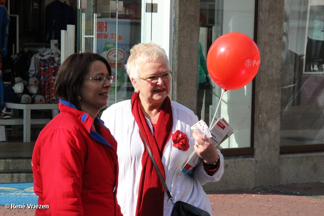 R.Th.B.Vriezen 2014 03 08 0857 PvdA Arnhem Kraam Land van de Markt Binnenstad Arnhem zaterdag 8 maart 2014