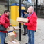 R.Th.B.Vriezen 2014 03 19 2206 - PvdA Arnhem Ontbijtkoek Stem vandaag uitdelen Station Presikhaaf woensdag 19 maart 2014