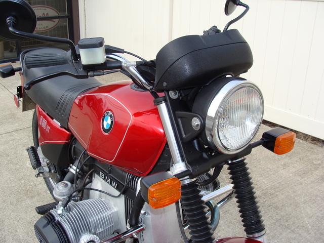 6207003 '83 R80ST Red 021 SOLD.....6207003 '83 BMW R80ST, Red. 15,000 Miles. Fresh 10K Service, New Metzeller tires, More!