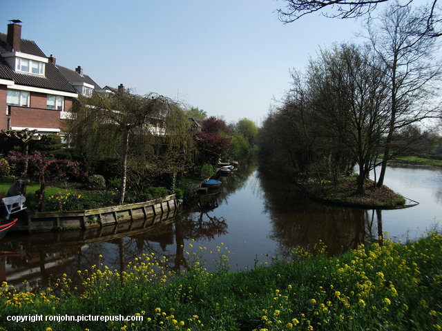 Fietsend in de buurt 01-04-14 16 Various Outdoors from 2002 to present